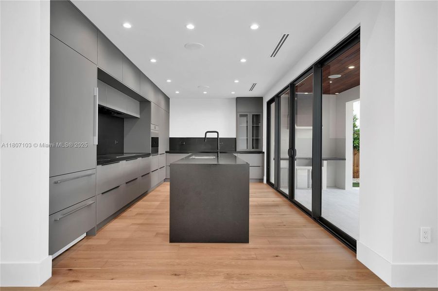 Image 38 of a home in .