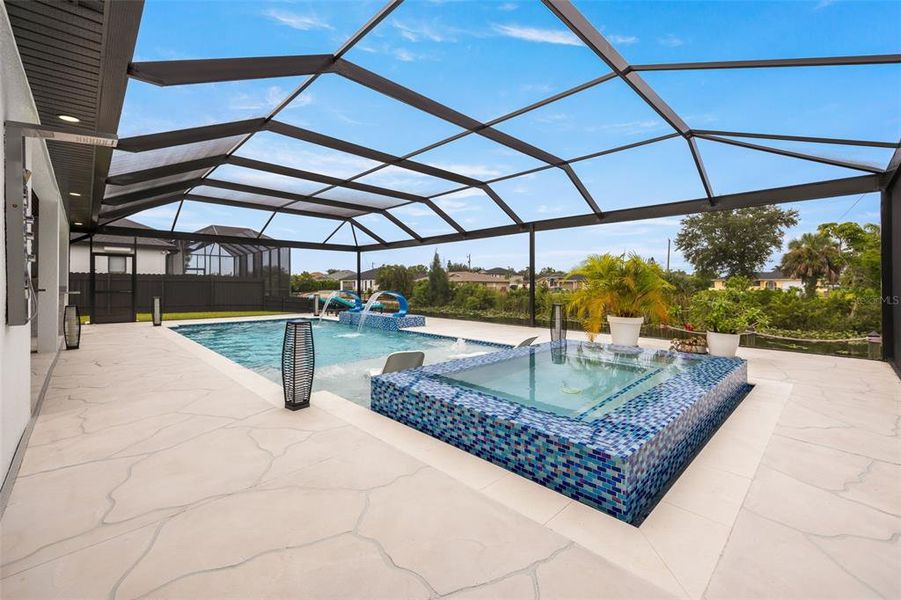 Exterior details and patio area of a home in , Cape Coral (Image 3).