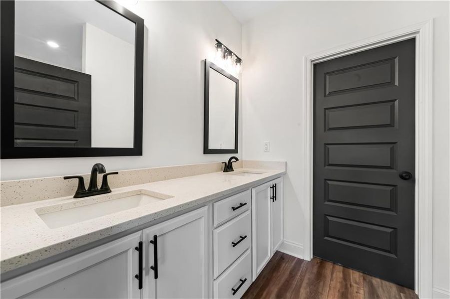 Furnished interior view inside a new home in , Dallas (Image 7).