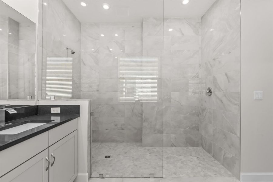 Furnished interior view inside a new home in , Port St. Lucie (Image 19).