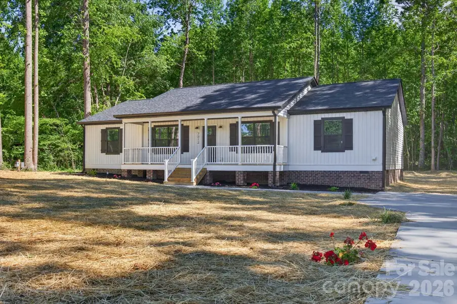 Exterior details and patio area of a home in , Randleman (Image 30).