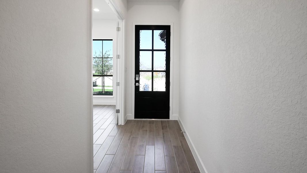 Spacious, unfurnished interior of a new home in Homestead, Schertz (Image 20).