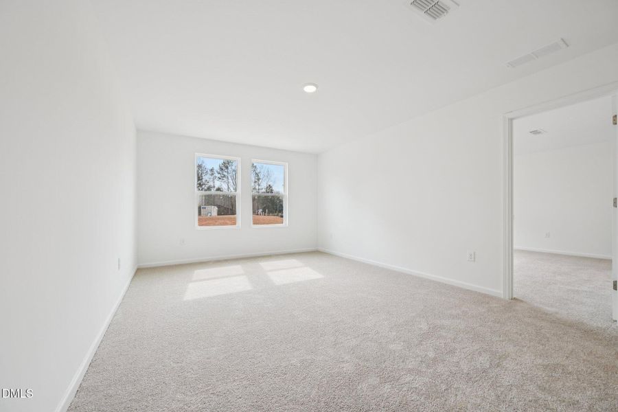 25-web-or-mls-Salers Loop-S1902-025