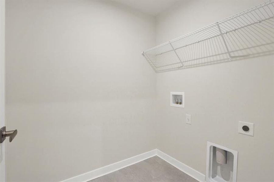 Spacious, unfurnished interior of a new home in Cobblestone at East Argent, Hardeeville (Image 15).