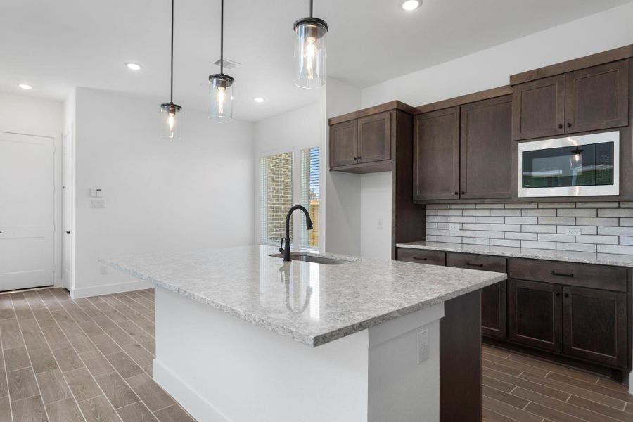 Furnished interior view inside a new home in Riceland, Mont Belvieu (Image 7).