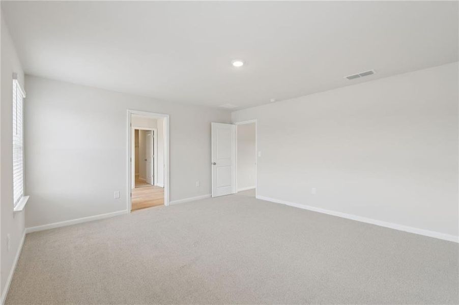 Spacious, unfurnished interior of a new home in Parkside at Grayson, Grayson (Image 42).