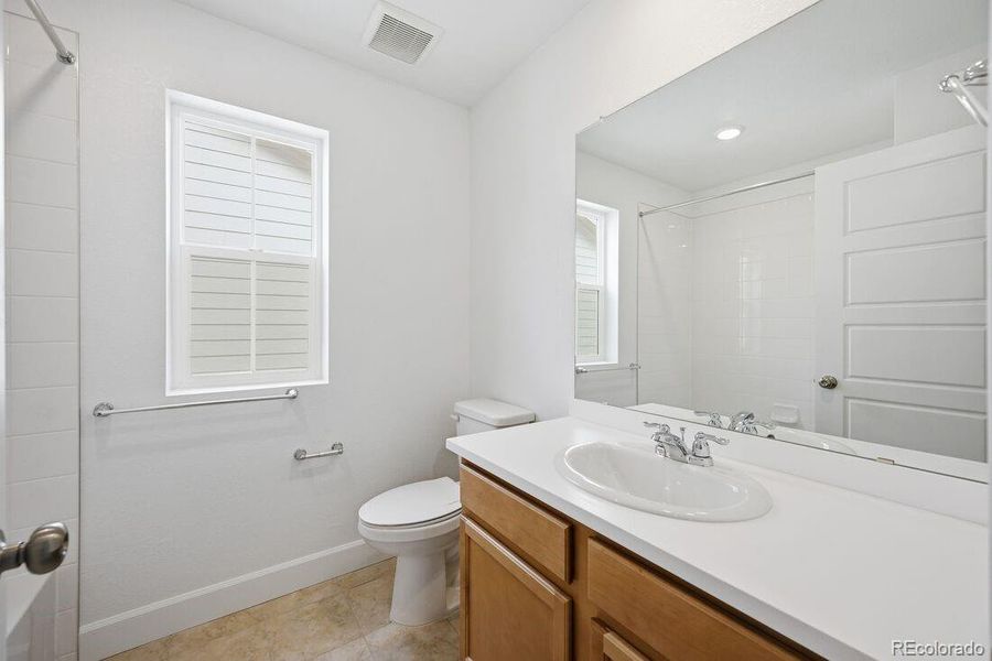 3333 N Catawba ~ Ready Now