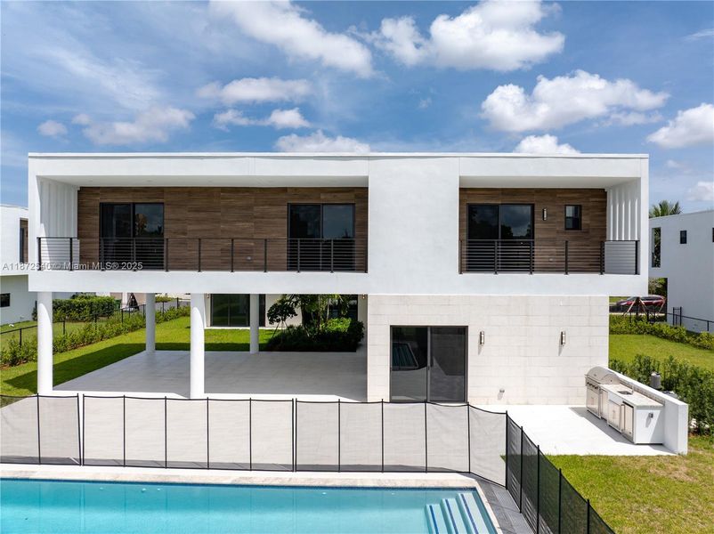 Front exterior of a new home in , Weston, FL, highlighting curb appeal (Image 27).