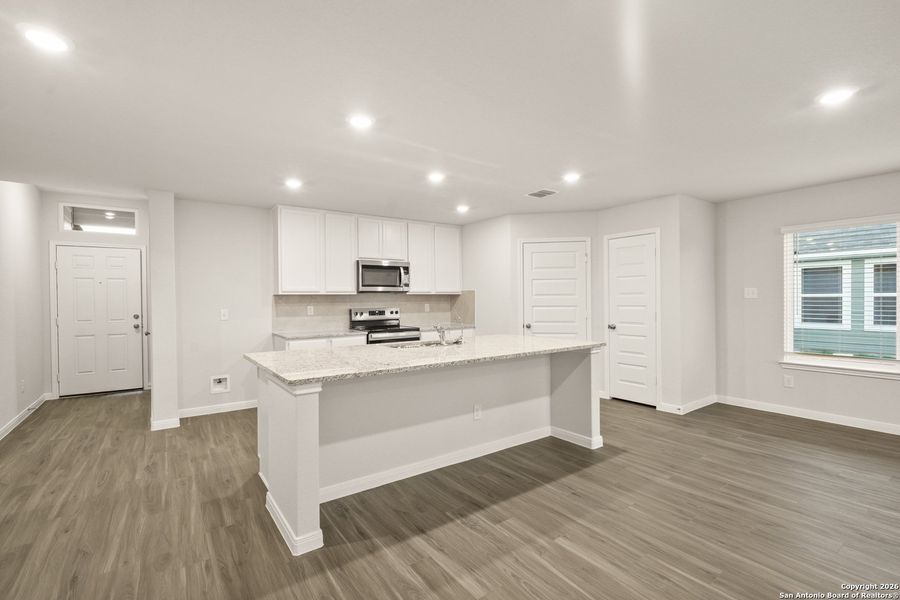 Furnished interior view inside a new home in Swenson Heights, Seguin (Image 11).