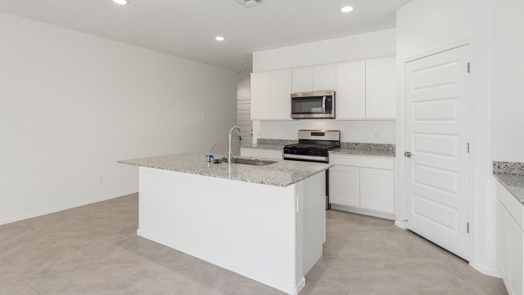 Furnished interior view inside a new home in Sycamore Vista, Vail (Image 5).