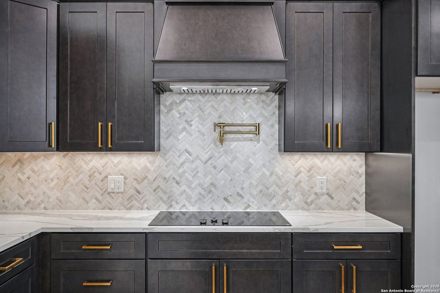 Furnished interior view inside a new home in , Kerrville (Image 15).