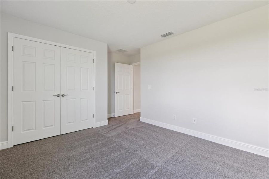 Spacious, unfurnished interior of a new home in Mirada, San Antonio (Image 31).