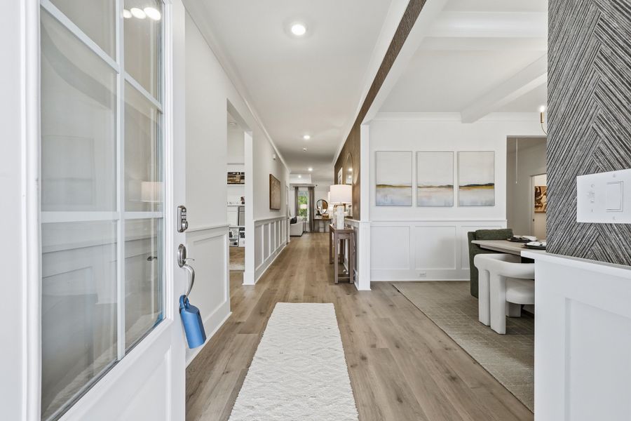 Representative furnished interior of a home built from the Carolyn II by Great Southern Homes in Edgefield, Loris (Image 8).