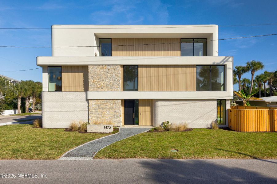 Front exterior of a new home in , Atlantic Beach, FL, highlighting curb appeal (Image 28).