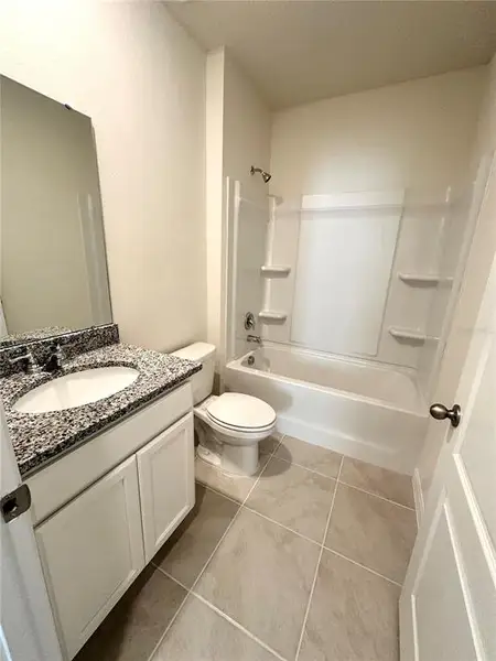 Furnished interior view inside a new home in , Kissimmee (Image 6).