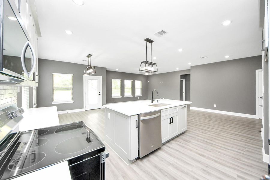 Furnished interior view inside a new home in , Waller (Image 12).