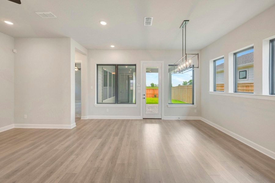 Spacious, unfurnished interior of a new home in Sienna - Landmark Row Collection, Missouri City (Image 26). Spacious, unfurnished interior of a new home in Sienna - Landmark Row Collection, Missouri City (Image 26).