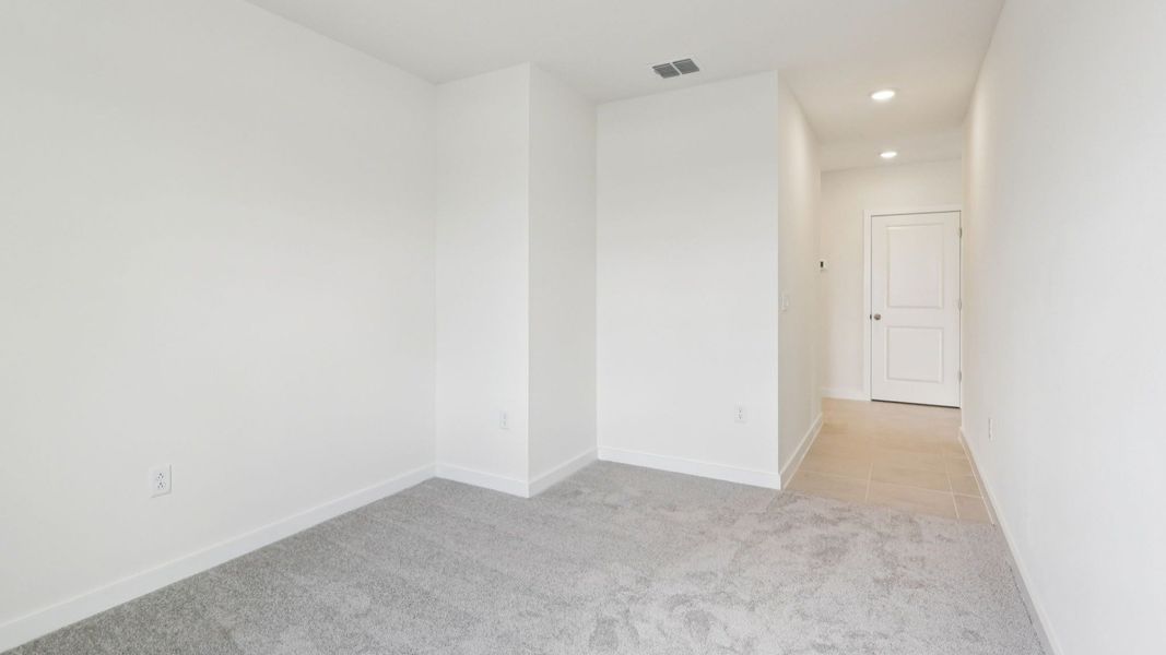 Representative furnished interior of a home built from the Baker by DRB Homes in Willowbrook North, Winter Haven (Image 32).