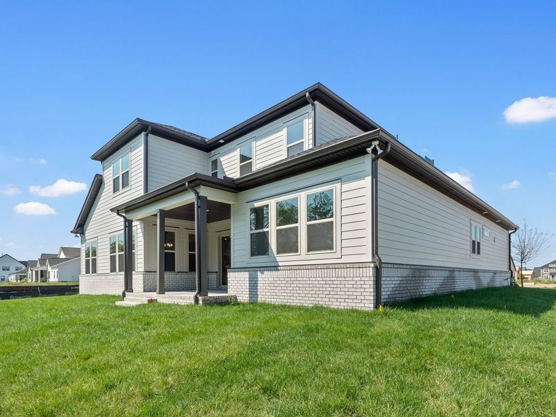 Exterior details and patio area of a home in Shelton Square, Murfreesboro (Image 34).