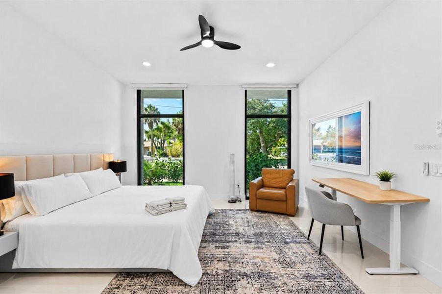 Furnished interior view inside a new home in , Sarasota (Image 15).