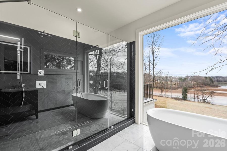 Image 47 of a home in .