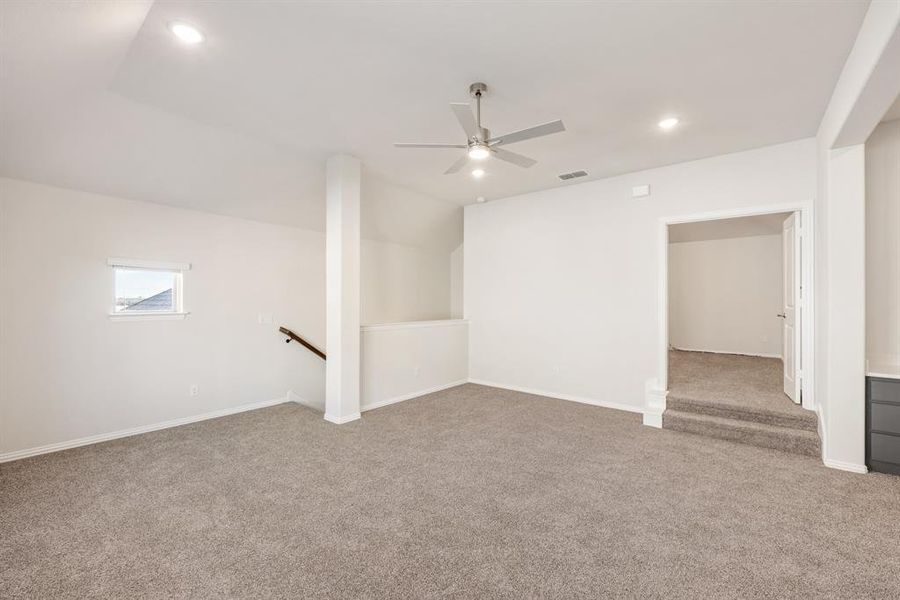 Spacious, unfurnished interior of a new home in Sonoma Verde, McLendon-Chisholm (Image 32).