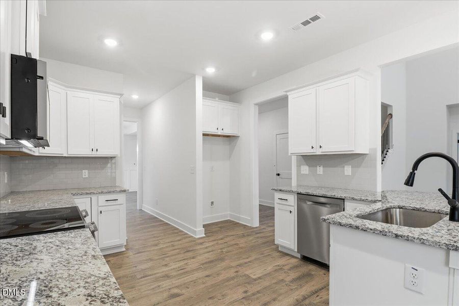 14-105 Manchester Ct-14