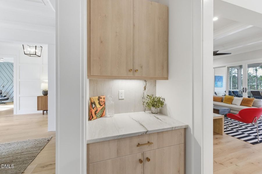 2812 theresa eileen way-25