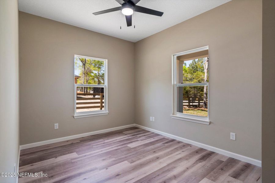 Spacious, unfurnished interior of a new home in , Keystone Heights (Image 26).