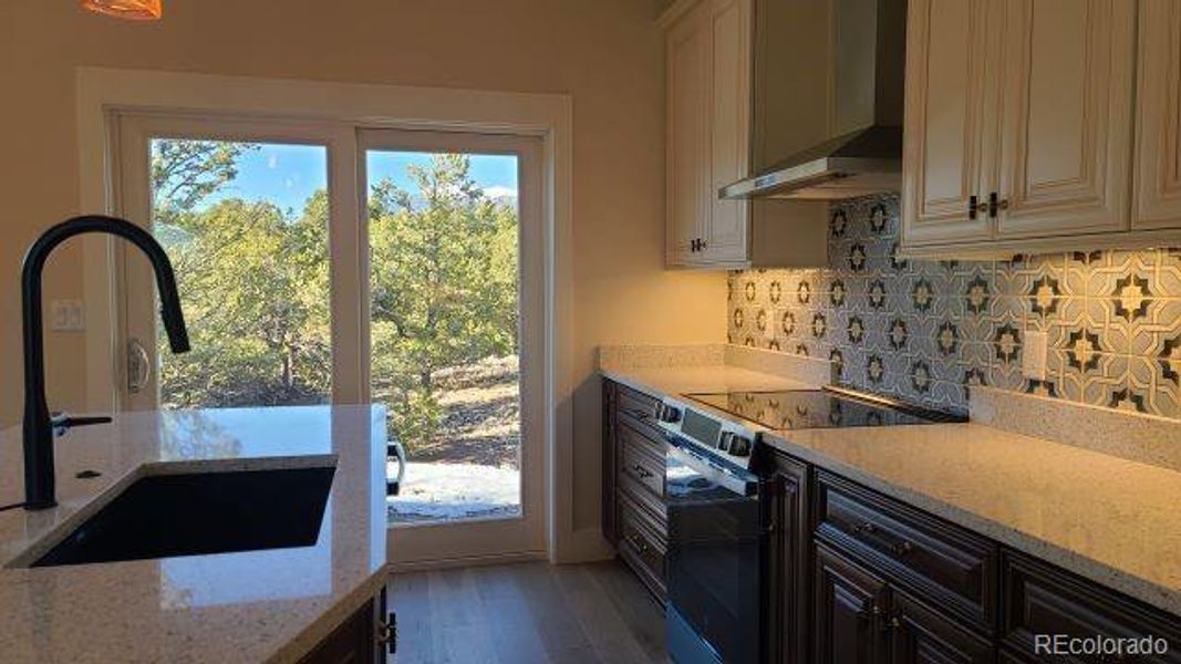Furnished interior view inside a new home in , Crestone (Image 16).