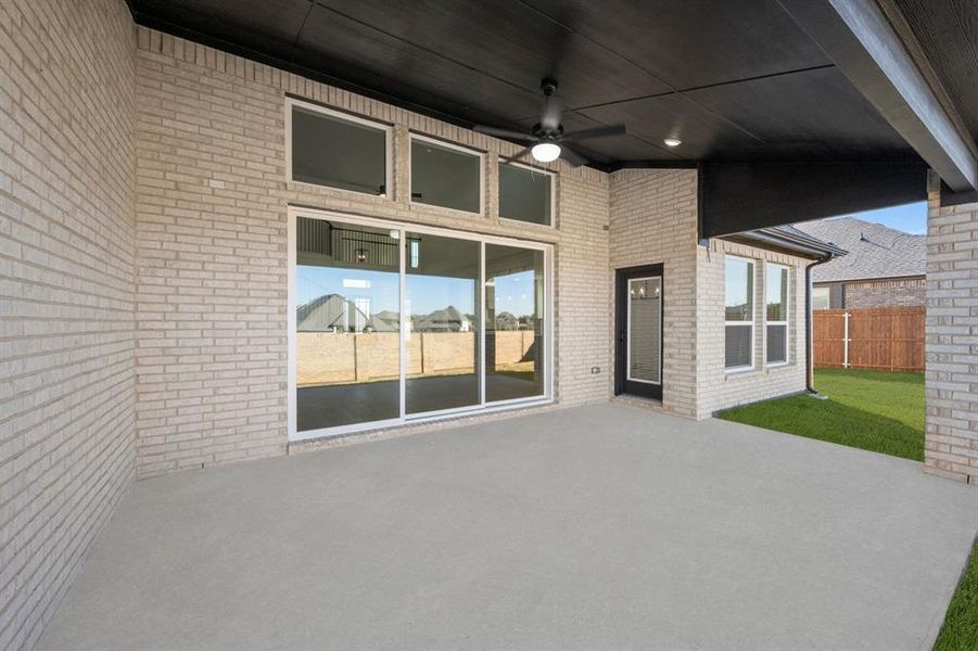 1805 Hidden Creek- Back-3