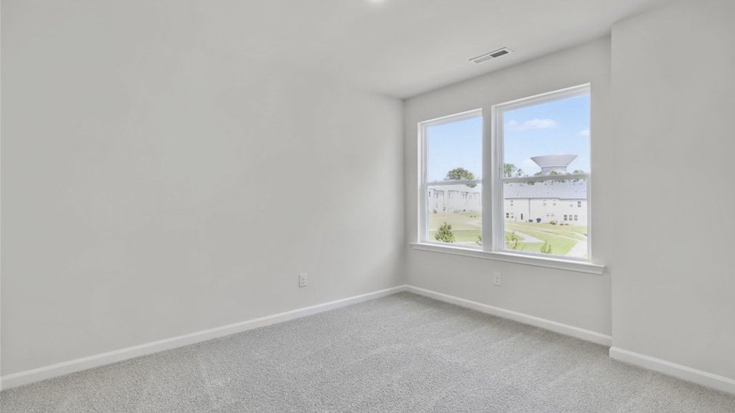 Spacious, unfurnished interior of a new home in The Grove at Glennview, Kernersville (Image 25).