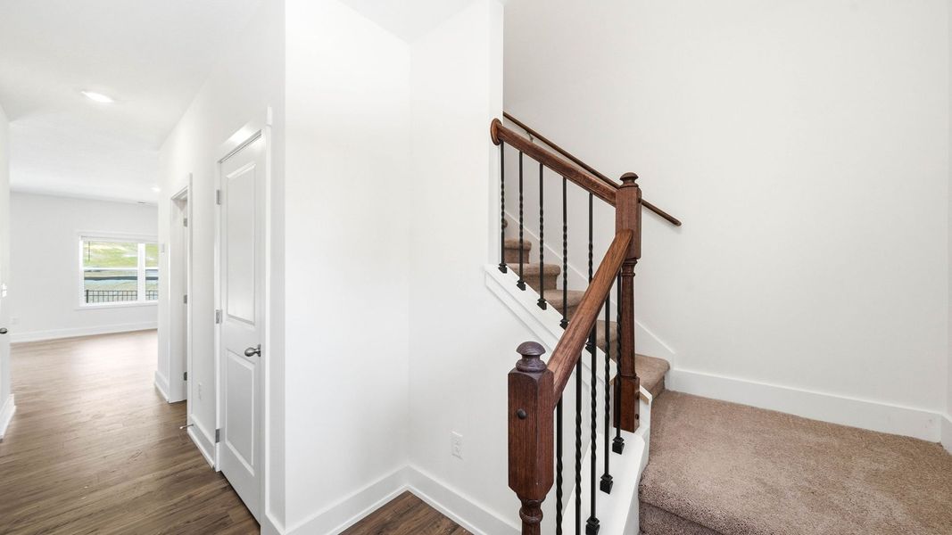 Spacious, unfurnished interior of a new home in Cherokee Crossing, Kodak (Image 15). Spacious, unfurnished interior of a new home in Cherokee Crossing, Kodak (Image 15).