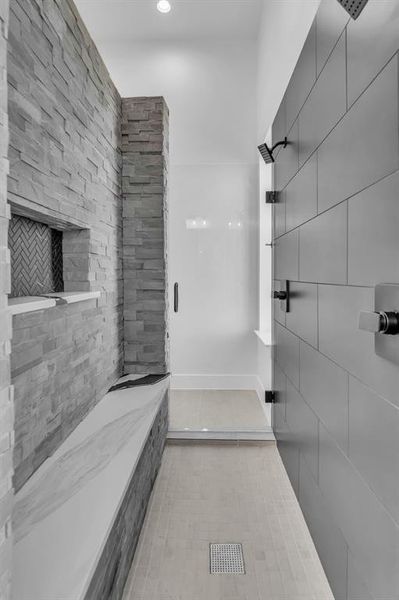 Furnished interior view inside a new home in , Venus (Image 14).