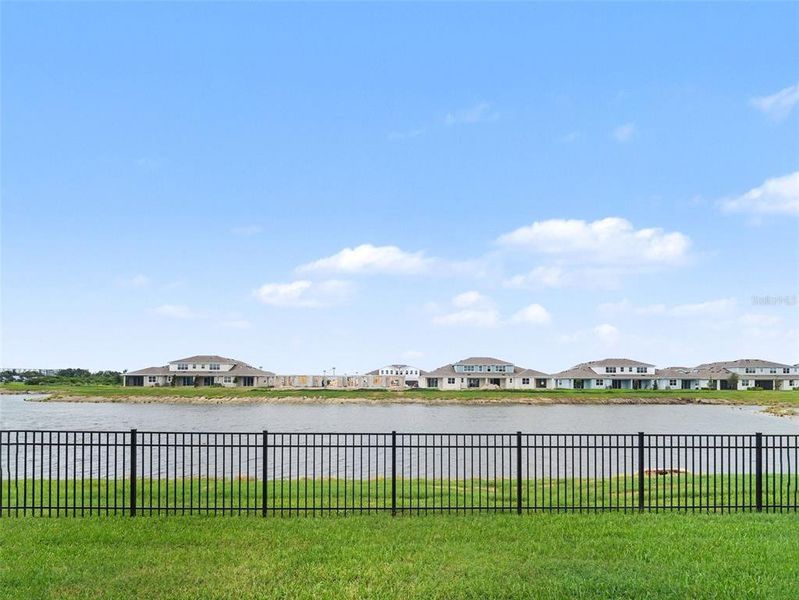 Community amenities in Seaire, Parrish (Image 30).