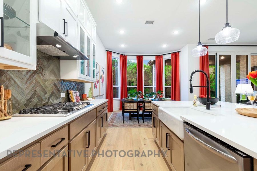 Furnished interior view inside a new home in Riceland: 65ft. lots, Mont Belvieu (Image 33).