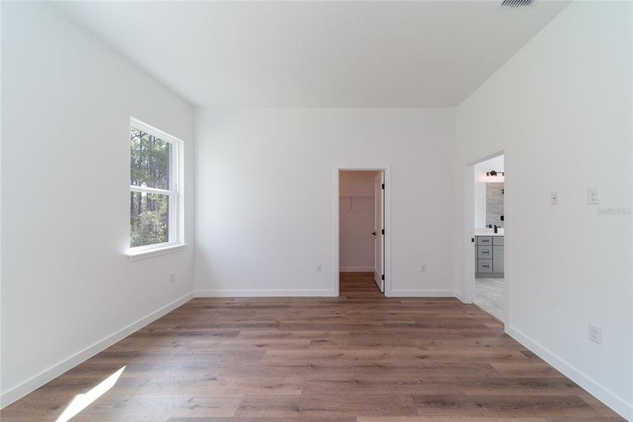Spacious, unfurnished interior of a new home in , Dunnellon (Image 32). Spacious, unfurnished interior of a new home in , Dunnellon (Image 32).
