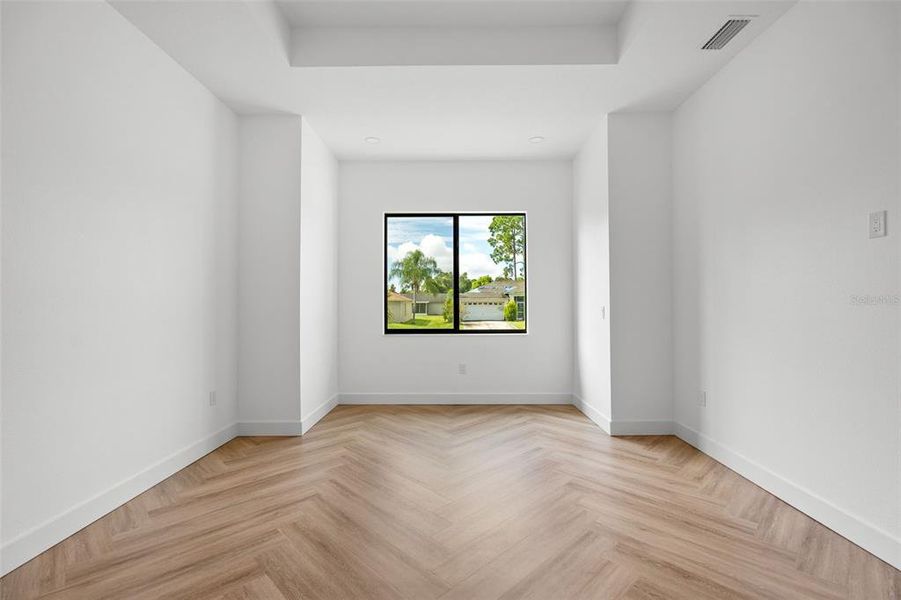 Spacious, unfurnished interior of a new home in , North Port (Image 24).