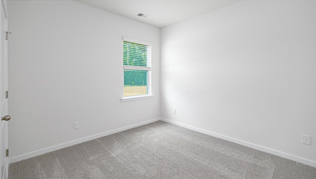 Spacious, unfurnished interior of a new home in Valley View, Waynesville (Image 21).