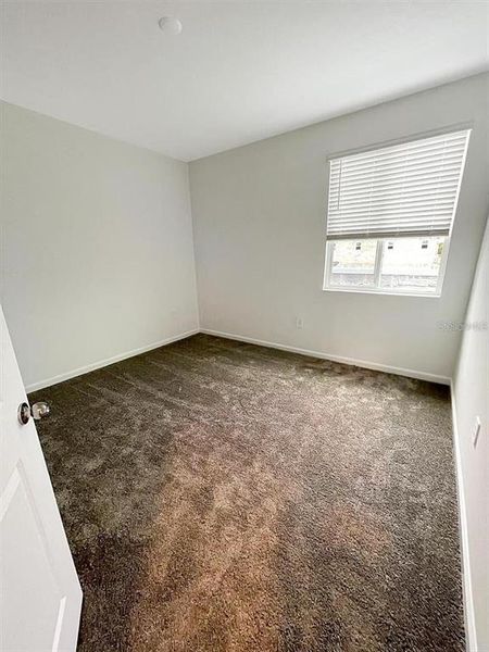 Spacious, unfurnished interior of a new home in , Davenport (Image 13).
