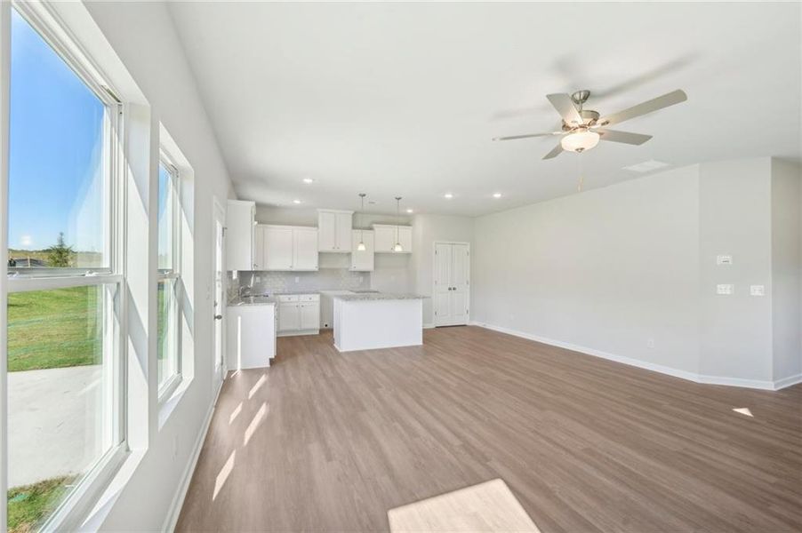 Spacious, unfurnished interior of a new home in Neely Farm, Covington (Image 20).