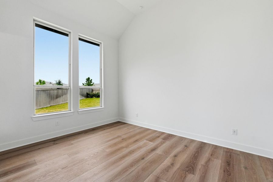 Additional bedroom