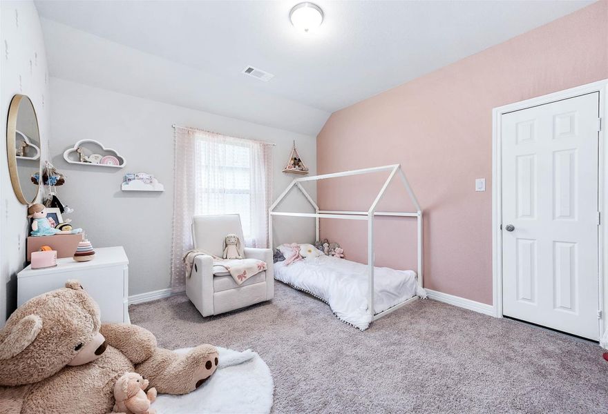 Furnished interior view inside a new home in Sunterra 60ft, Katy (Image 26). Furnished interior view inside a new home in Sunterra 60ft, Katy (Image 26).