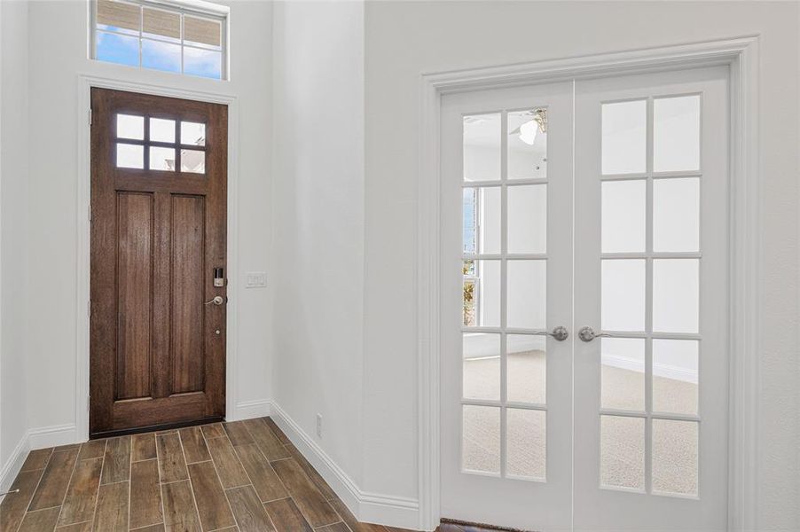 Spacious, unfurnished interior of a new home in Stone River Glen, Royse City (Image 35). Spacious, unfurnished interior of a new home in Stone River Glen, Royse City (Image 35).