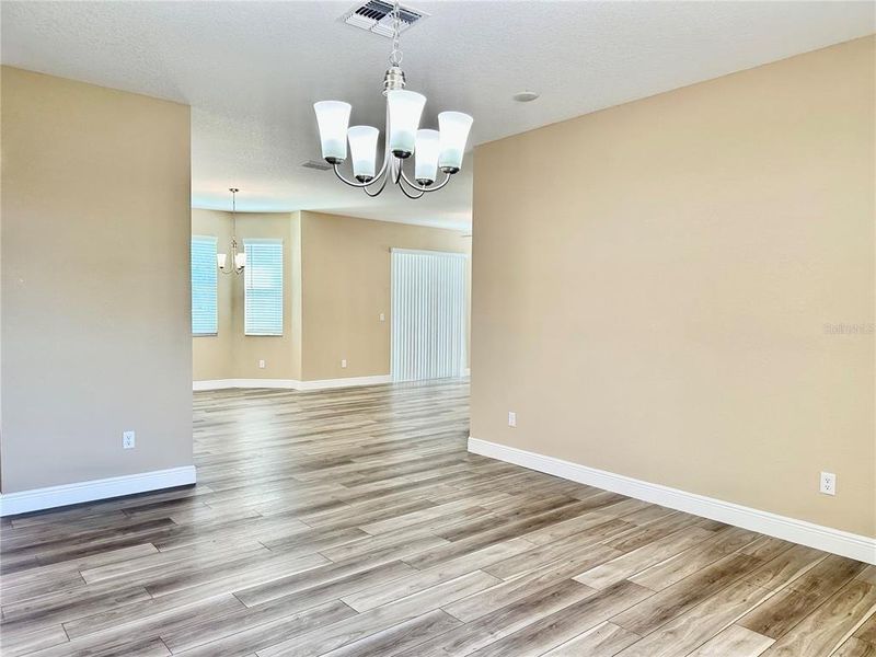 Spacious, unfurnished interior of a new home in , Weeki Wachee (Image 25).