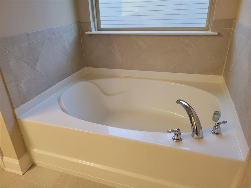 Close-up of interior finishes inside a home in , Grayson (Image 9).