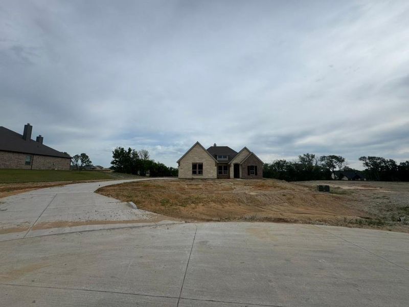 Image 21 of a home in Creekview Addition.