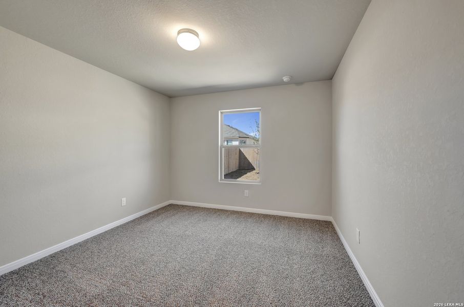 Spacious, unfurnished interior of a new home in Paloma Park, Converse (Image 25).