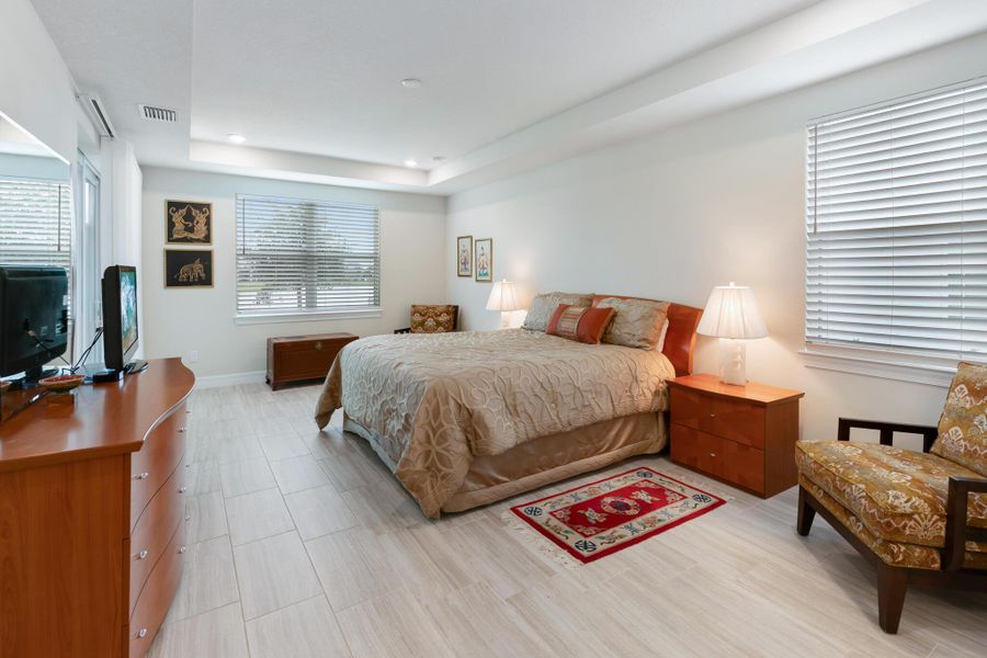 Furnished interior view inside a new home in , Port St. Lucie (Image 9).