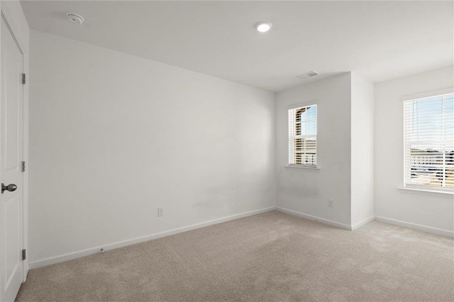 Spacious, unfurnished interior of a new home in Residences at Gateway, Bethlehem (Image 18).